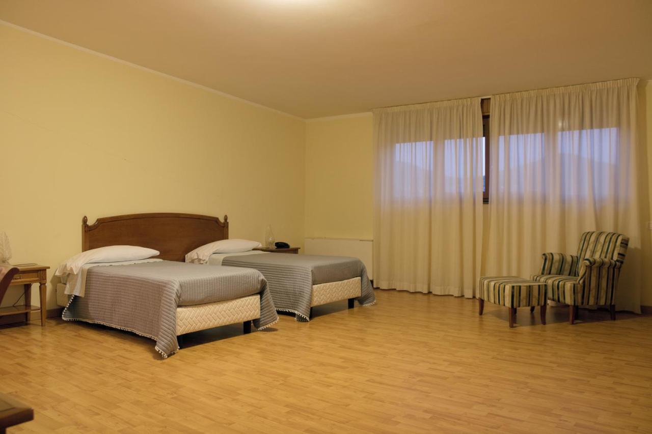 Ruggiero Park Hotel فالو ديلا لوكانيا المظهر الخارجي الصورة