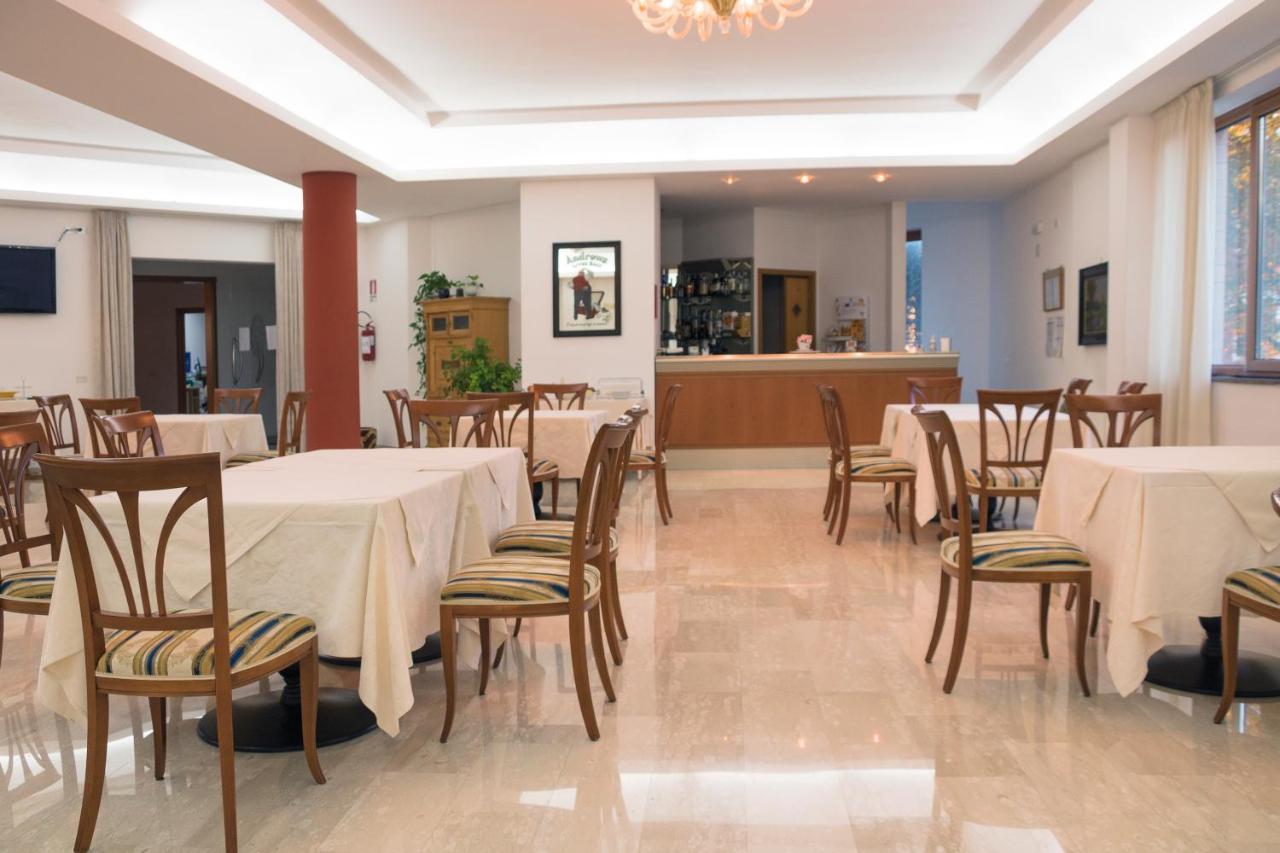 Ruggiero Park Hotel فالو ديلا لوكانيا المظهر الخارجي الصورة